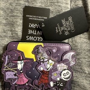 Disney Purple and Black Glow-in-the-Dark Wallet Loungefly hard tag